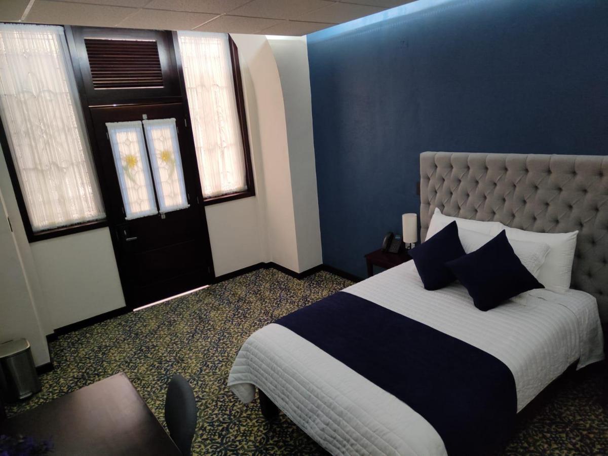 Hotel Margarita Puebla Bagian luar foto